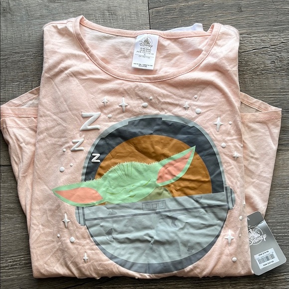 Disney STAR WARS Long Sleeve Top for Women – The Mandalorian NEW Women’s Sz 2XL - Picture 4 of 12